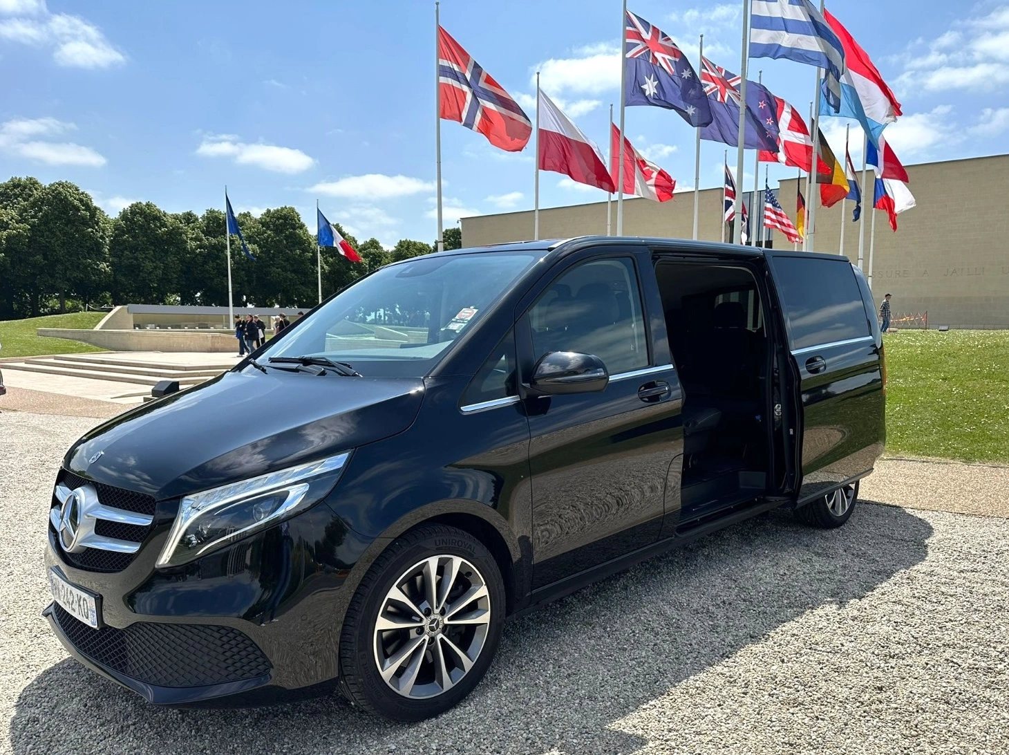 Van for Normandy D-Day tour from Paris
