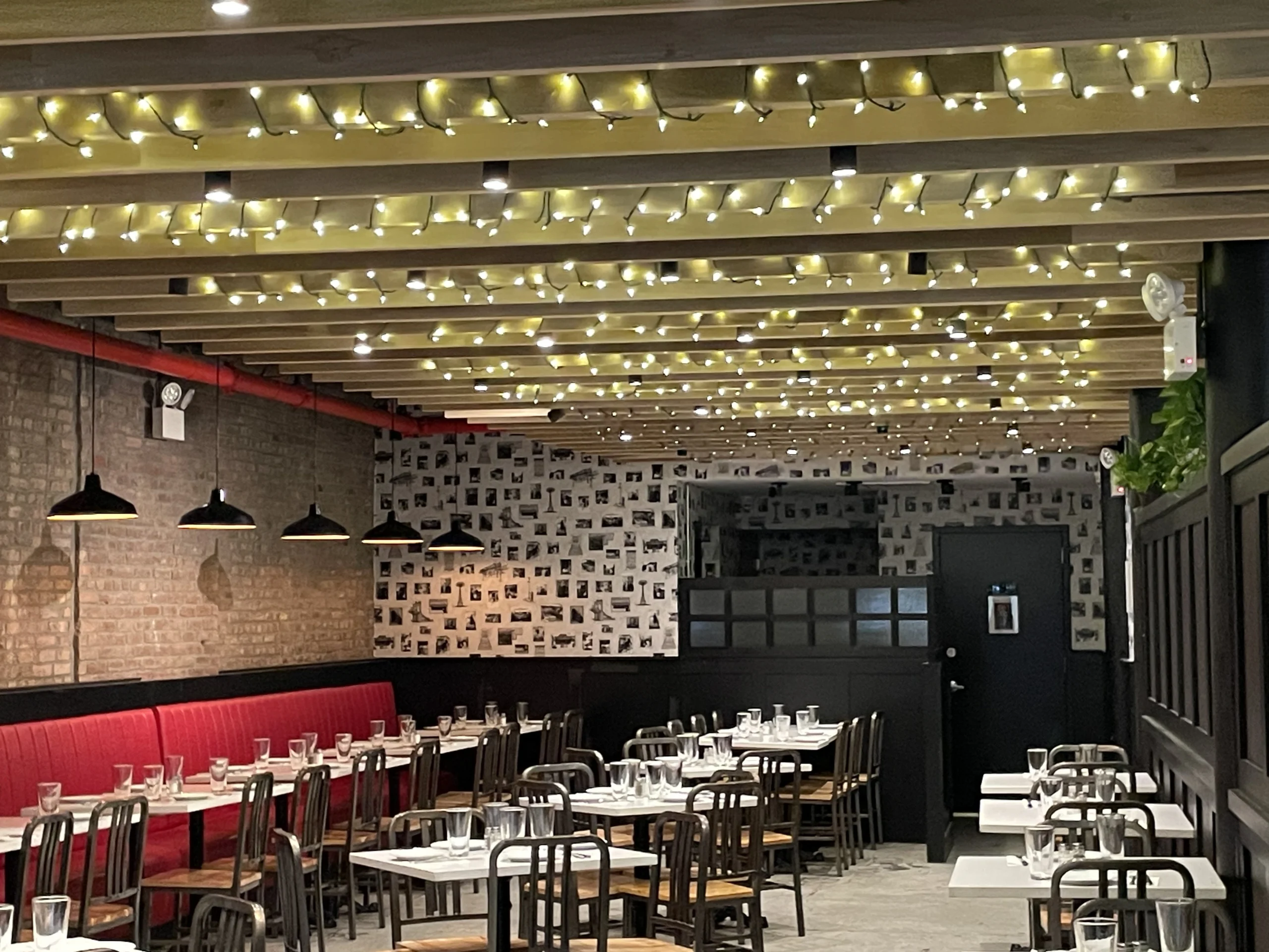 View of restaurant during guided DUMBO foodie experience