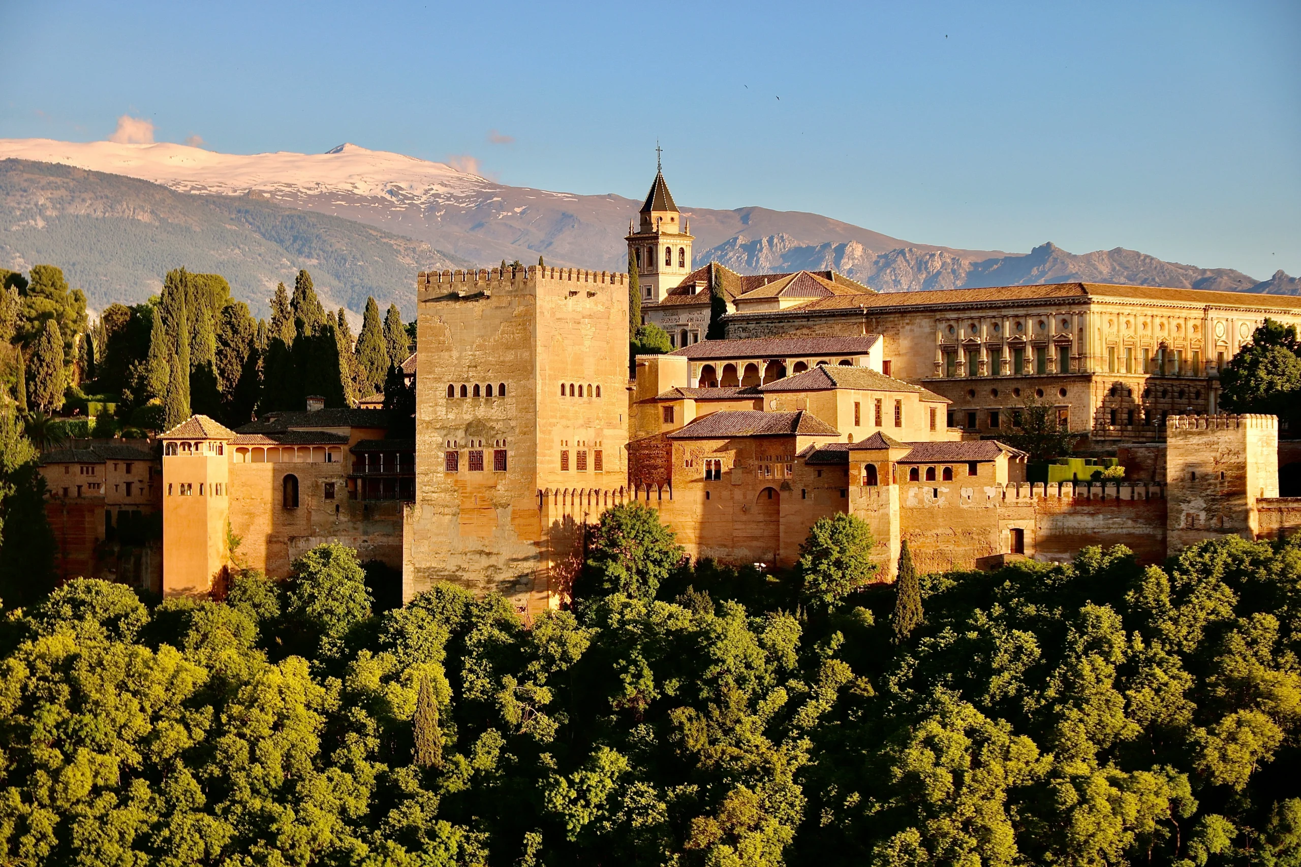 Alhambra de Granada at golden hour