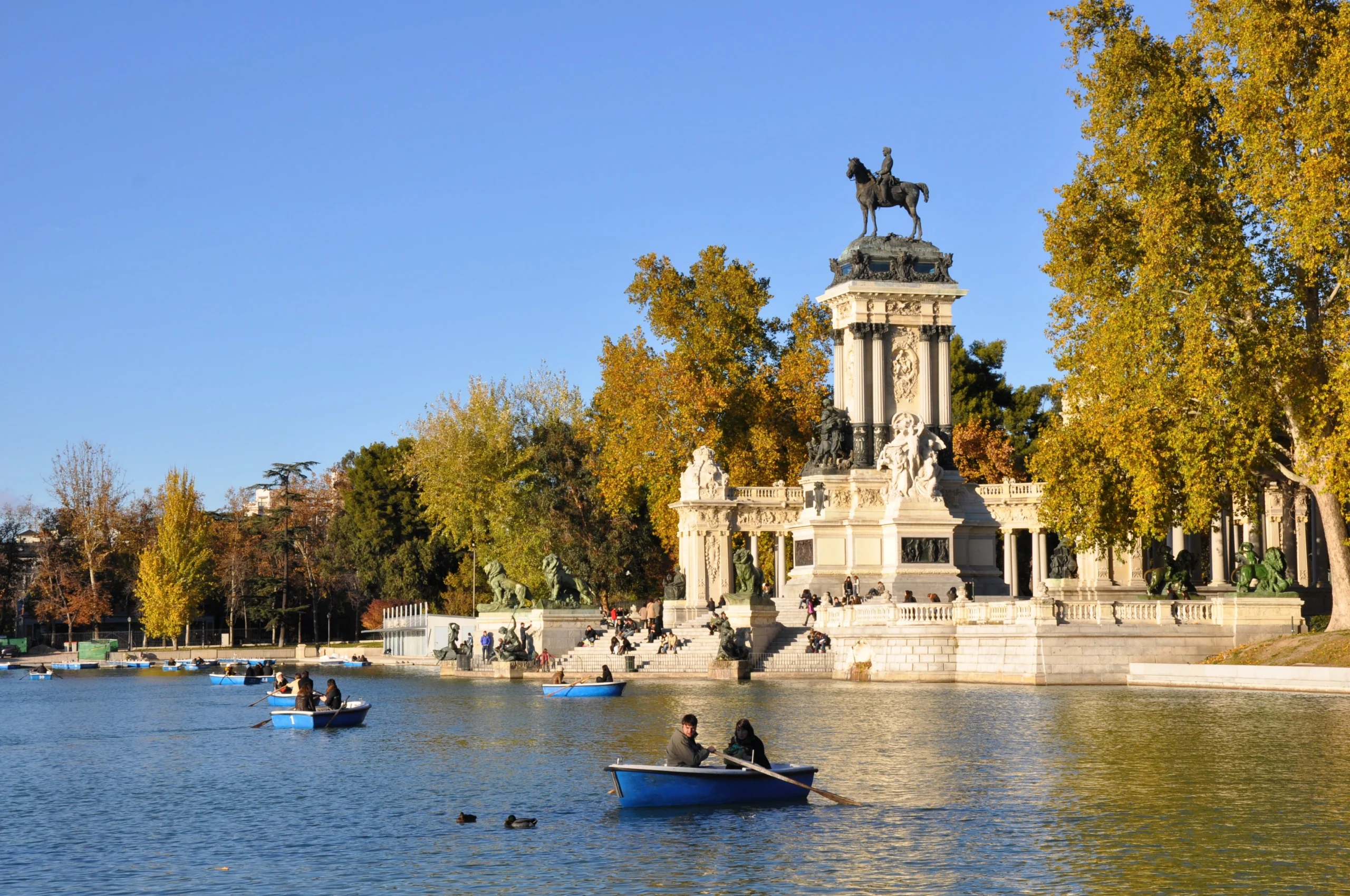Boats on the lake at El Retiro Park during Madrid by E-Bike experience